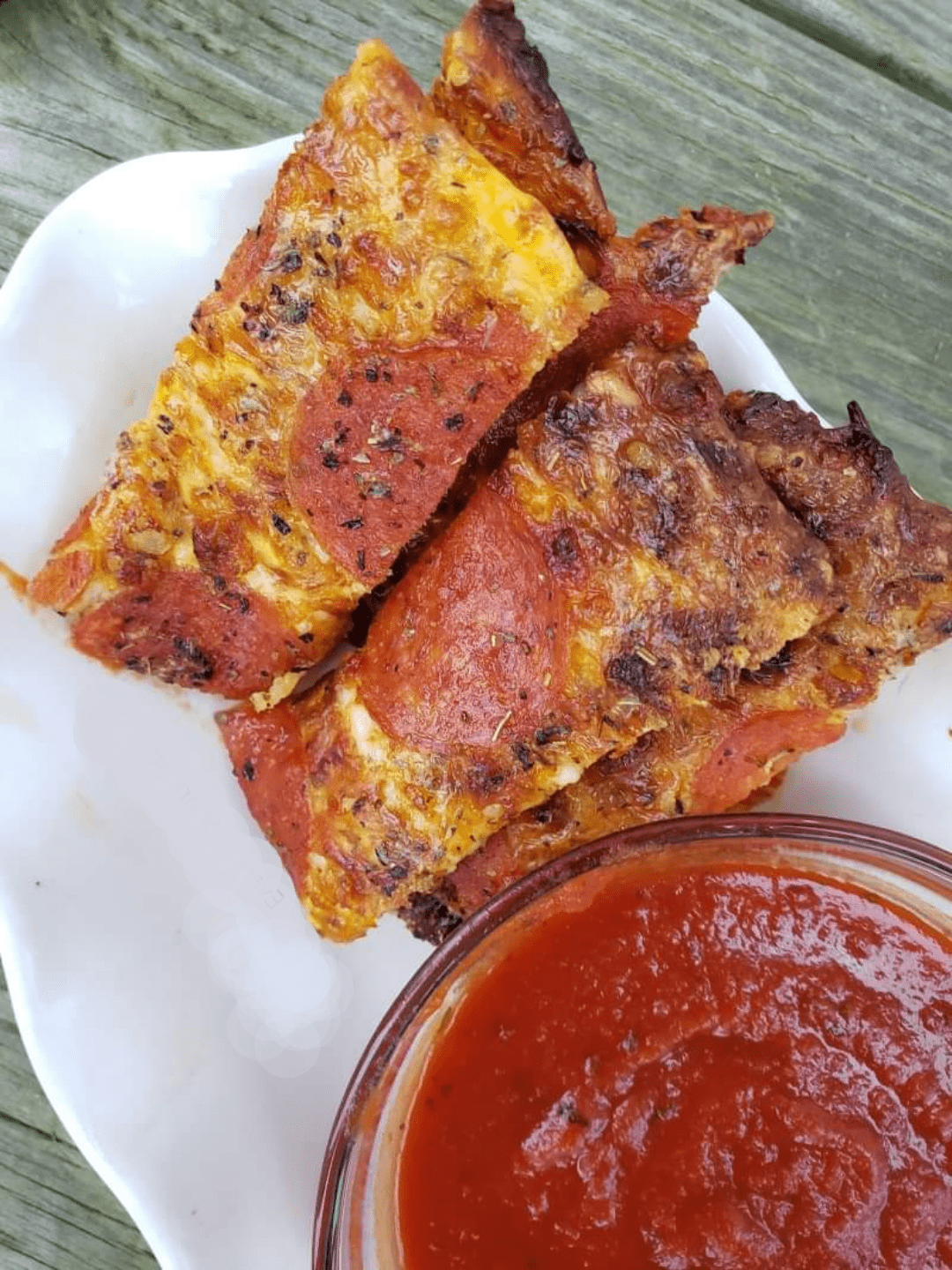 Keto Pepperoni Pizza Sticks Only 4 ingredient Diet keto